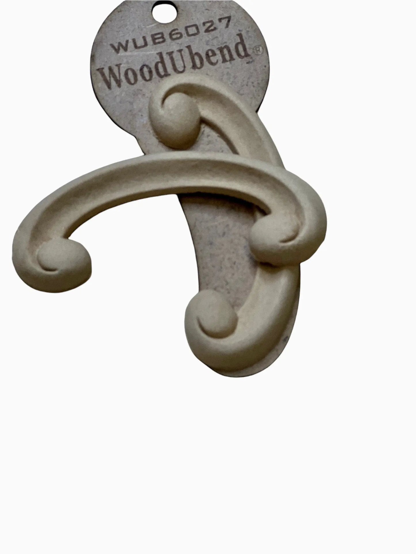 WoodUbend Single piece wooden moulding 6027
