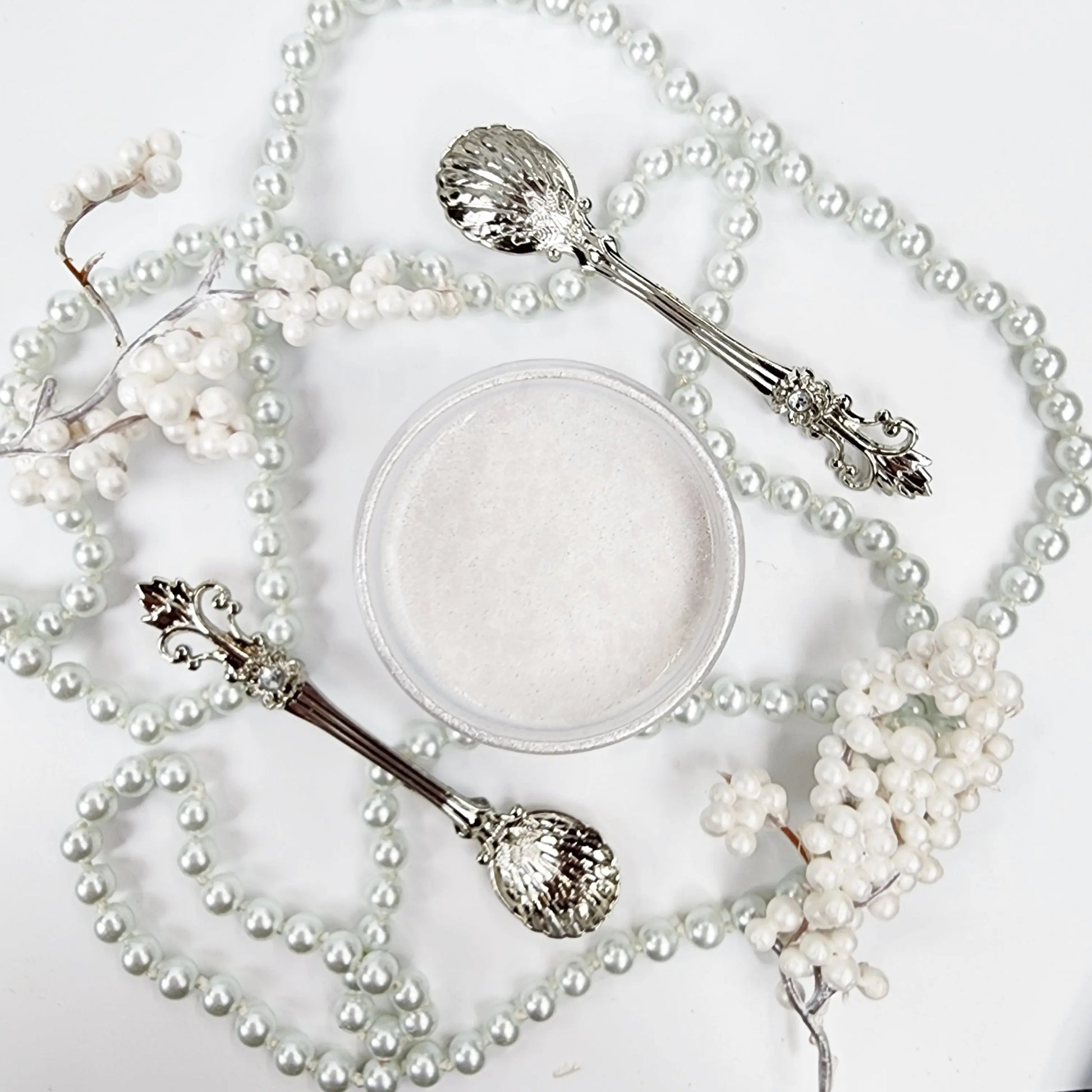 Paint Couture Metallic Paint Brilliant White